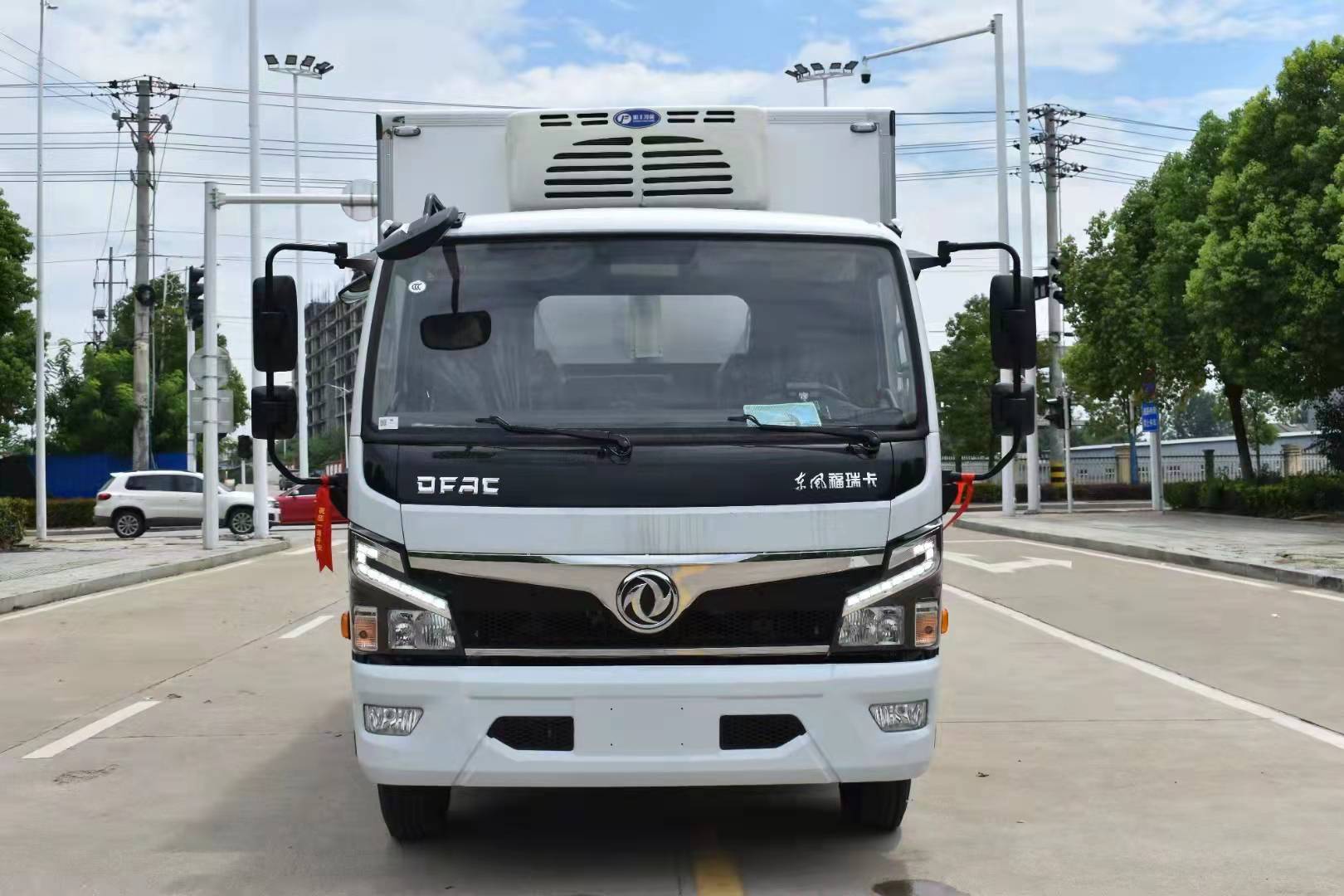 東風(fēng)福瑞卡混動(dòng)PHEV冷藏車(chē)