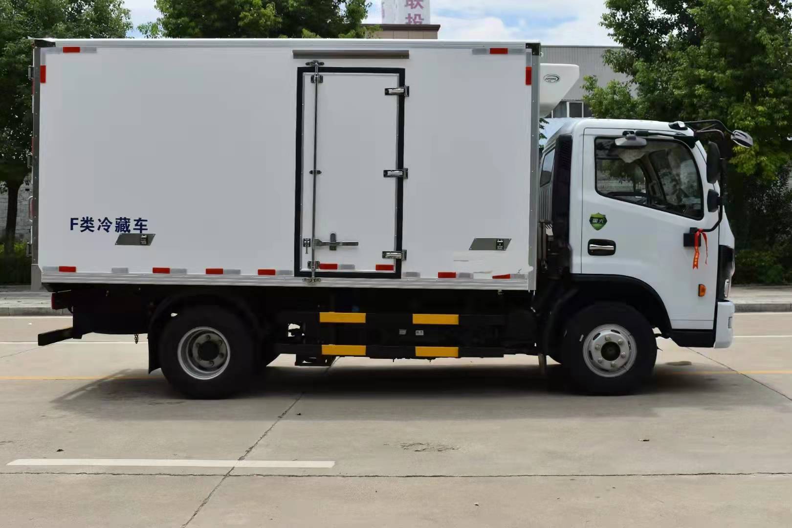 東風(fēng)福瑞卡混動(dòng)PHEV冷藏車(chē)