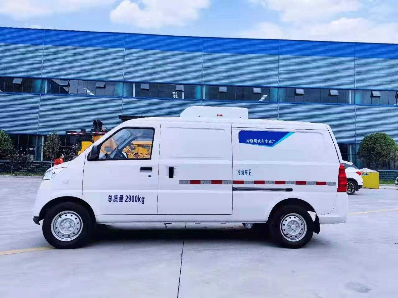 五菱純電動(dòng)冷藏車(chē)